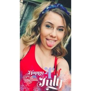 Meet your Posher, Kaitlyn